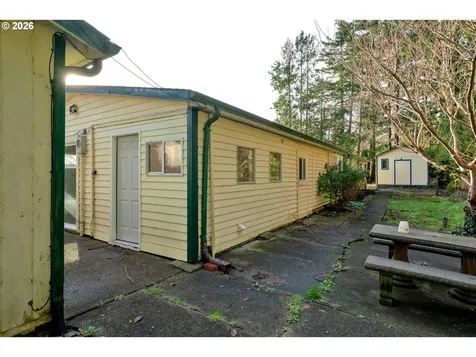 777 Rhododendron Drive Florence OR 97439