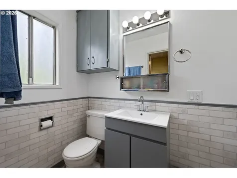 32313 Green Acres Loop Cottage Grove OR 97424