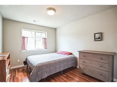 4605 NE 12th Court Vancouver WA 98663