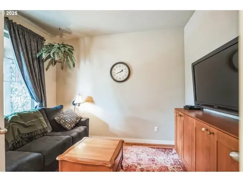 4605 NE 12th Court Vancouver WA 98663