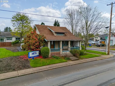 737 NW Adams Street Mcminnville OR 97128