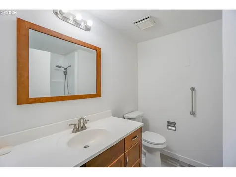 7420 NE 62nd Avenue Vancouver WA 98661