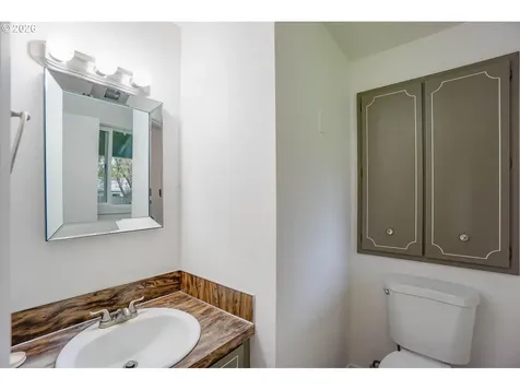 7420 NE 62nd Avenue Vancouver WA 98661