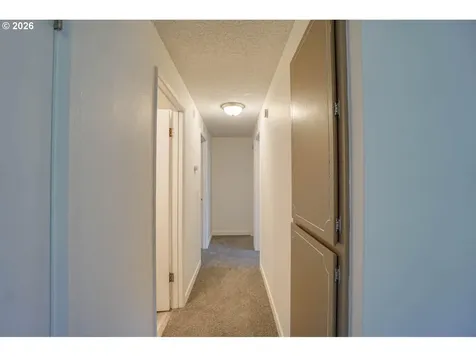 7420 NE 62nd Avenue Vancouver WA 98661