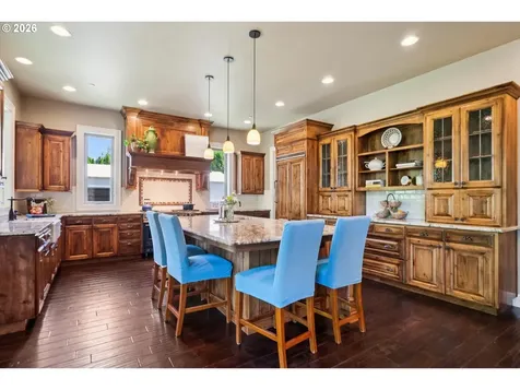23590 SW Elderberry Lane West Linn OR 97068