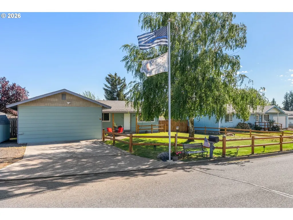 130 E 21st Street Goldendale WA 98620
