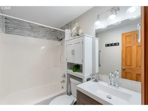 130 E 21st Street Goldendale WA 98620