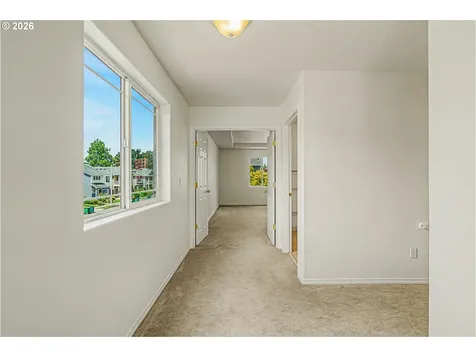 1037 SW 18th Way Troutdale OR 97060