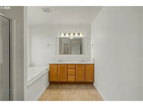 1037 SW 18th Way Troutdale OR 97060