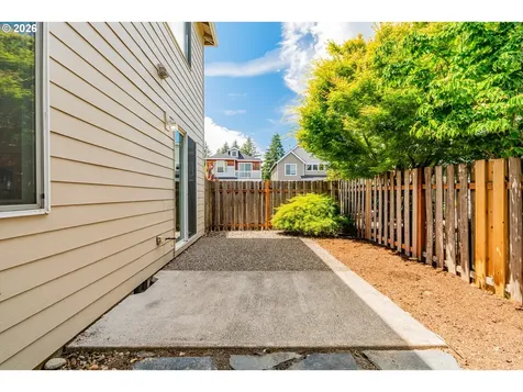 1037 SW 18th Way Troutdale OR 97060