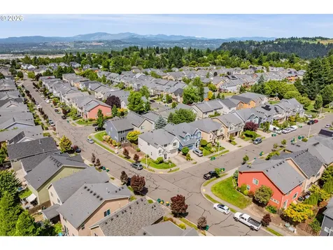 1037 SW 18th Way Troutdale OR 97060
