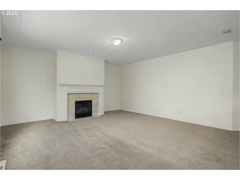 1037 SW 18th Way Troutdale OR 97060