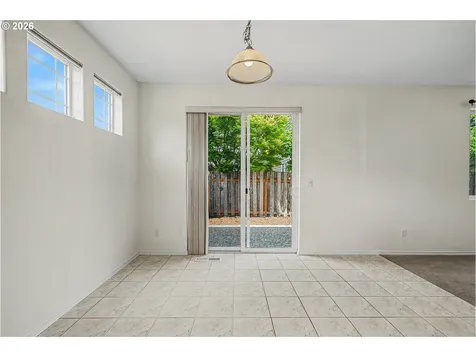 1037 SW 18th Way Troutdale OR 97060