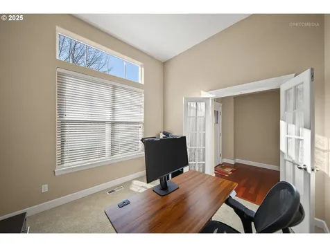 5208 NW Shoreline Way Portland OR 97229