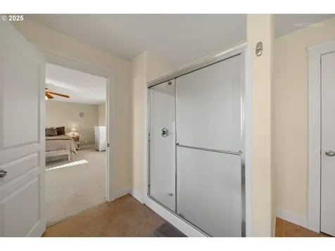 5208 NW Shoreline Way Portland OR 97229