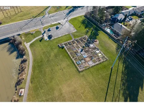 5208 NW Shoreline Way Portland OR 97229