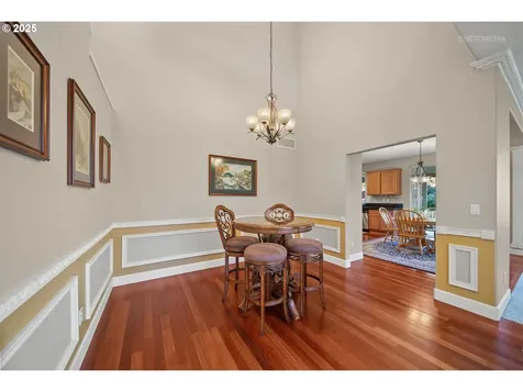 5208 NW Shoreline Way Portland OR 97229