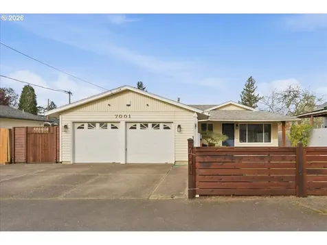 7001 SE 71st Avenue Portland OR 97206