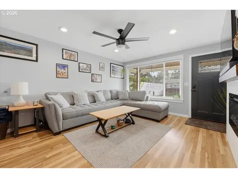 7001 SE 71st Avenue Portland OR 97206