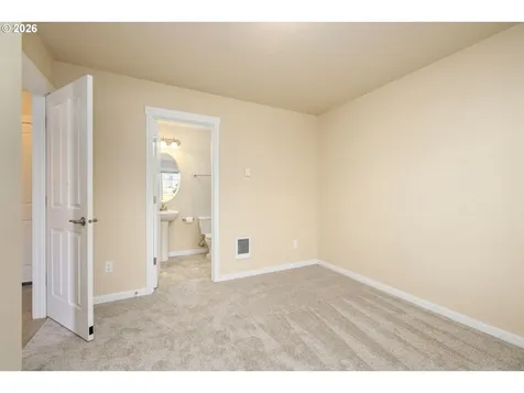 28528 SW Dundee Lane Wilsonville OR 97070