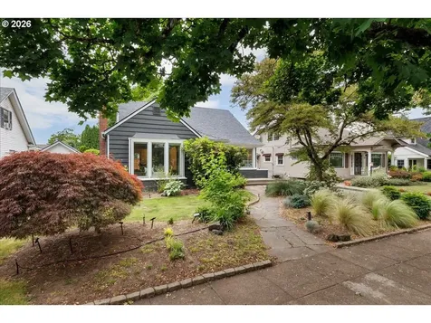 7407 SE 30th Avenue Portland OR 97202