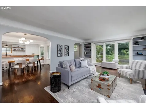 7407 SE 30th Avenue Portland OR 97202