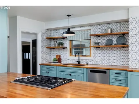 7407 SE 30th Avenue Portland OR 97202