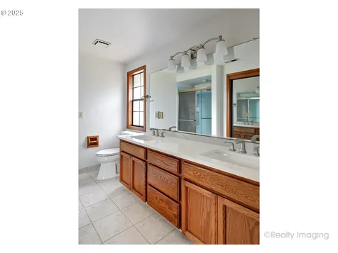 1647 NE 155th Avenue Portland OR 97230