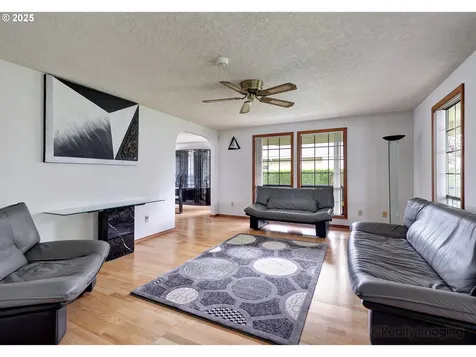 1647 NE 155th Avenue Portland OR 97230