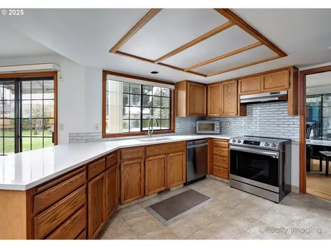 1647 NE 155th Avenue Portland OR 97230