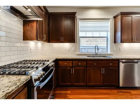 933 Lorella Avenue Eugene OR 97401