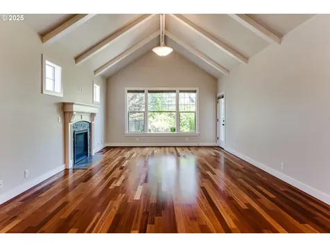 933 Lorella Avenue Eugene OR 97401