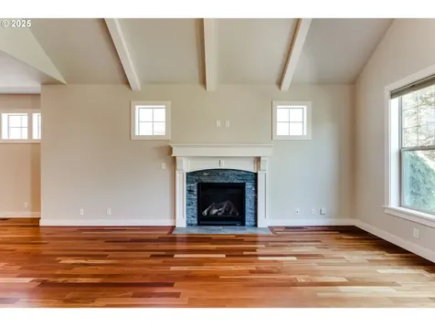 933 Lorella Avenue Eugene OR 97401