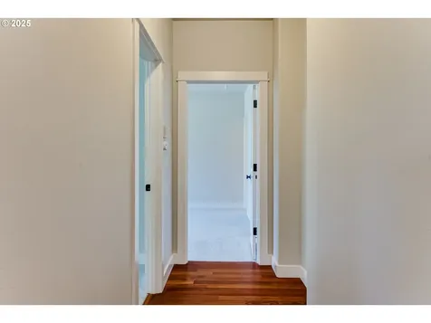 933 Lorella Avenue Eugene OR 97401