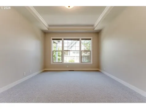 933 Lorella Avenue Eugene OR 97401