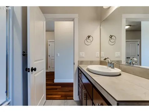 933 Lorella Avenue Eugene OR 97401