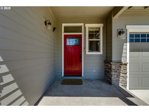 933 Lorella Avenue Eugene OR 97401