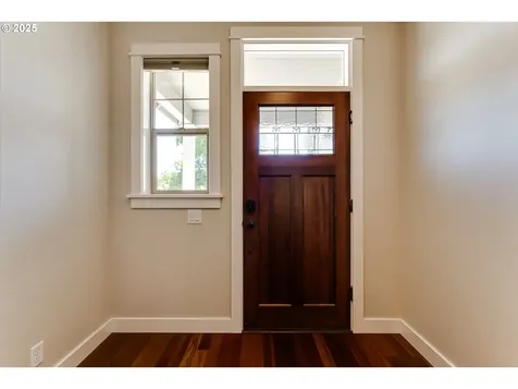 933 Lorella Avenue Eugene OR 97401