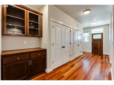 933 Lorella Avenue Eugene OR 97401