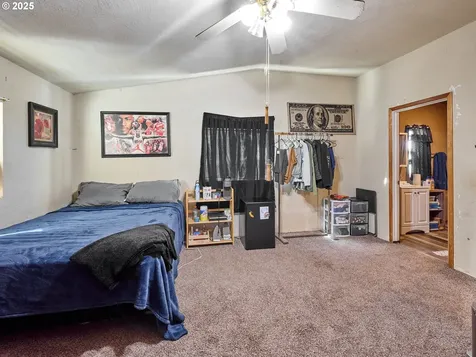 1632 Brown Street Woodburn OR 97071