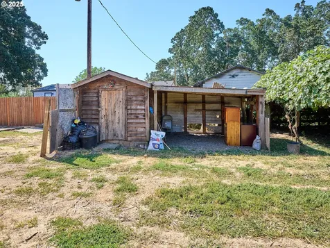 1632 Brown Street Woodburn OR 97071