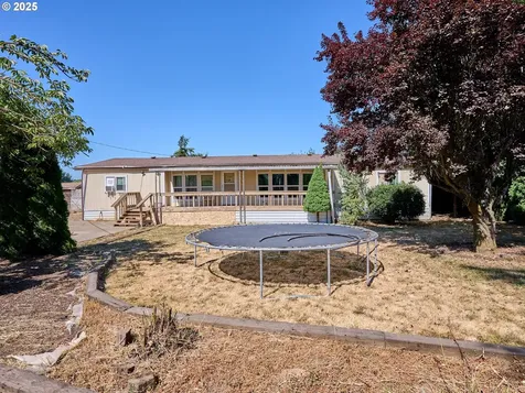 1632 Brown Street Woodburn OR 97071