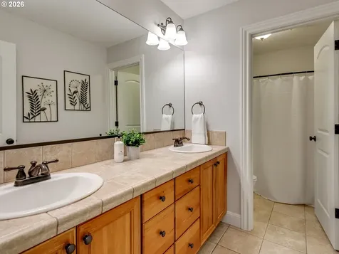 6345 Caufield Street West Linn OR 97068