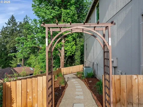 6345 Caufield Street West Linn OR 97068