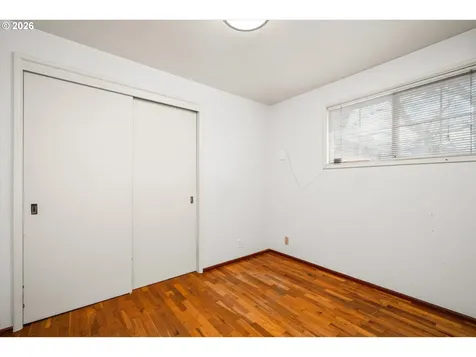 1755 Brentwood Avenue Eugene OR 97401