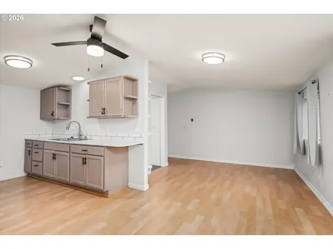 1755 Brentwood Avenue Eugene OR 97401