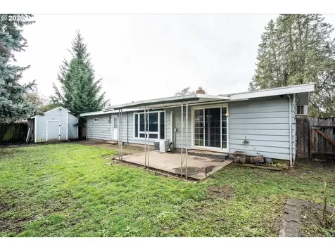 1755 Brentwood Avenue Eugene OR 97401