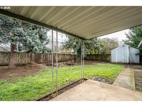 1755 Brentwood Avenue Eugene OR 97401