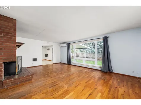 1755 Brentwood Avenue Eugene OR 97401