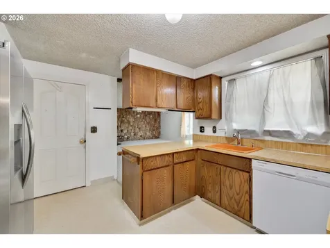 13735 SE Rhone Street Portland OR 97236